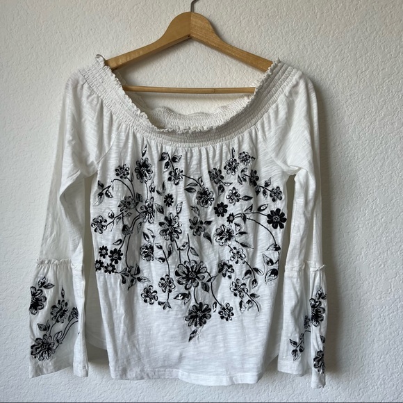 Anthropologie White Off the Shoulder Floral Embroidered Blouse - Picture 2 of 7
